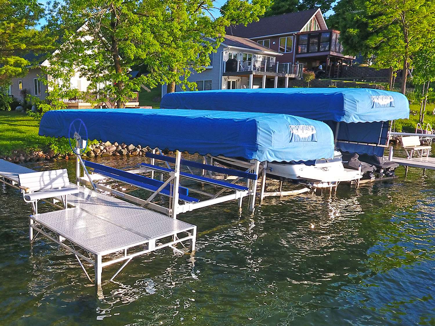 clean-boat-lift-canopy-tips-for-how-to-clean-a-boat-lift-canopy