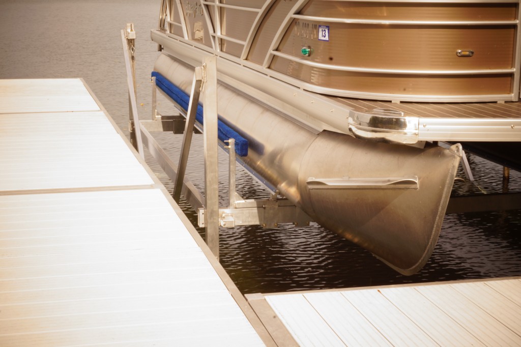 Here Are Four Time-Tested Methods That Will Help You Get Your Boat Level on Your Lift
